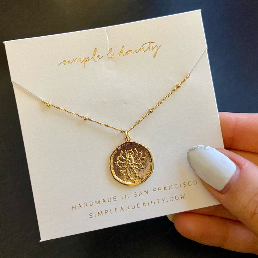 gold scorpio necklace